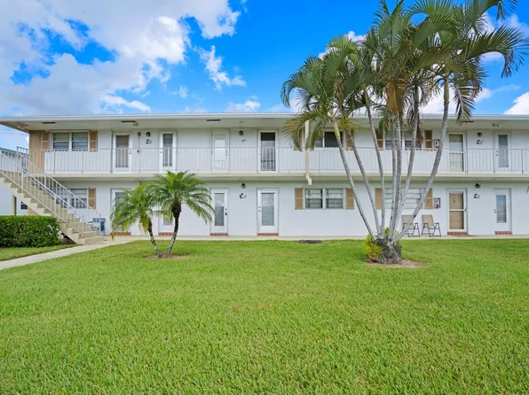 1115 Lake Terrace #102, Boynton Beach, FL 33426