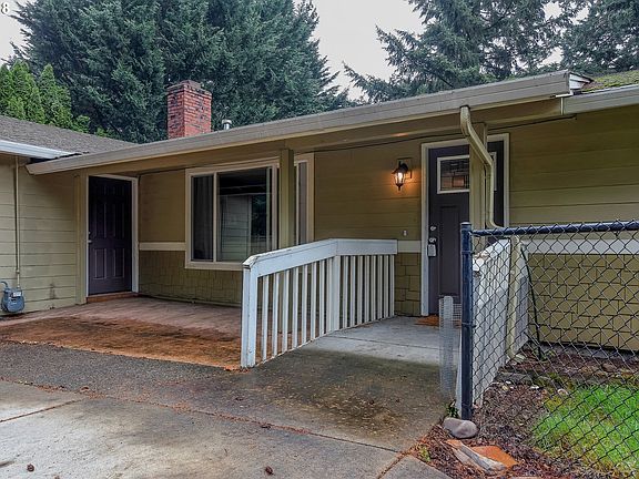 3rd image of 14703 NE 76th St