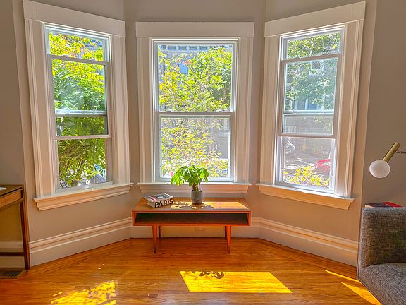 4th image of 739 Shotwell St #739