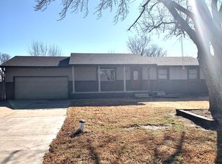 8244 S Hancock Ct, Derby, KS 67037