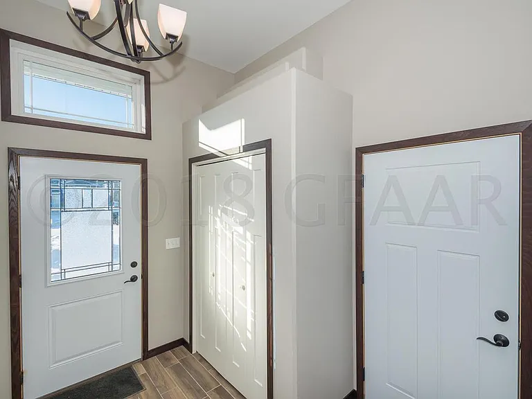 5461 Mac Dr — Photo 1
