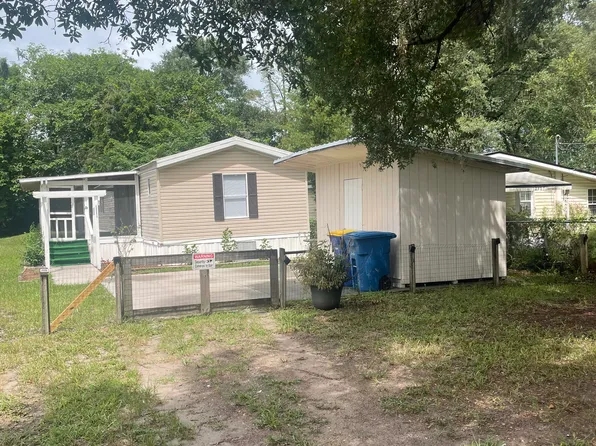 10569 Airport Terrace Dr #1, Jacksonville, FL 32225