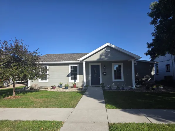409 S Poplar St, North Platte, NE 69101