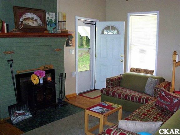 4th image of 70 Hamon Dr