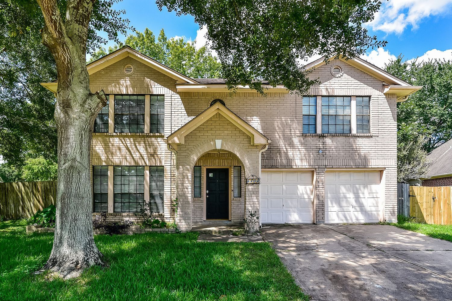 2102 Zavalla Cir, Friendswood, TX 77546 Zillow