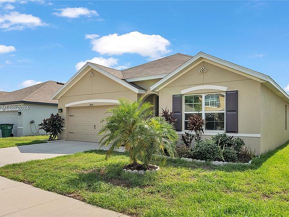 2nd image of 36041 Jenny Lynne Cir