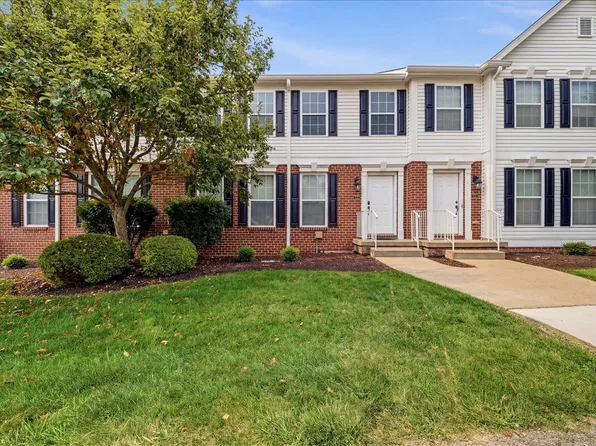 303 Lakeview Ct, Mars, PA 16046