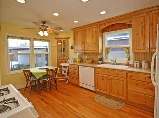 4867 S Center St, Murray, UT 84107