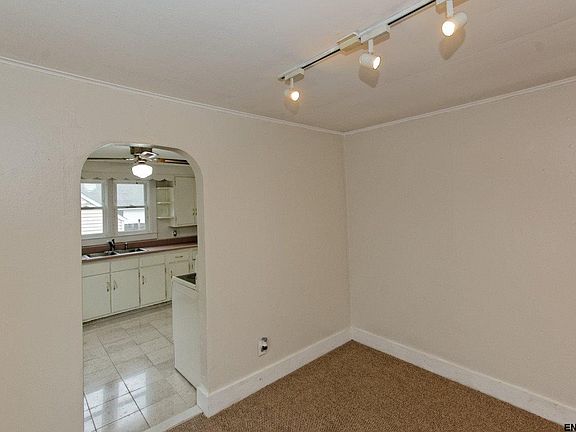 4th image of 48 Arcadia Ct