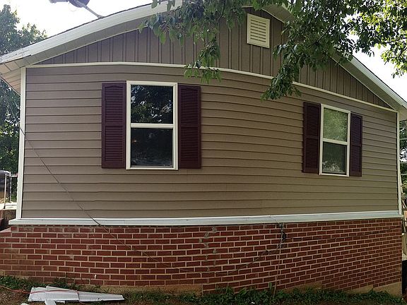 Right side exterior