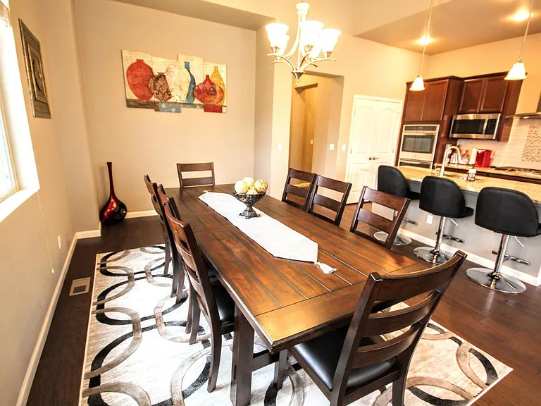 1401 Skyline Dr — Photo 53