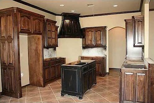 2nd image of 1251 N Camellia Way
