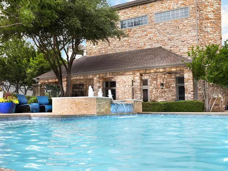 Villas At Stonebridge Ranch Apartments — Photo 7