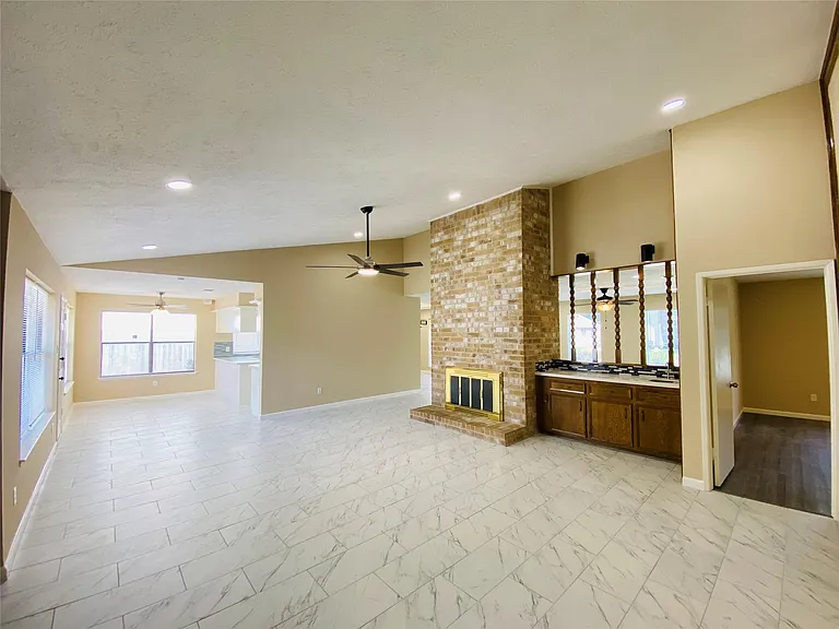 14815 Earlswood Dr — Photo 11