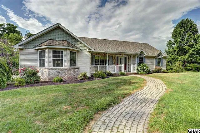 235 Park Rd photo 1