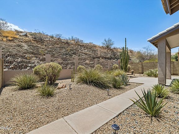 2nd image of 735 E GOLDENROD Street