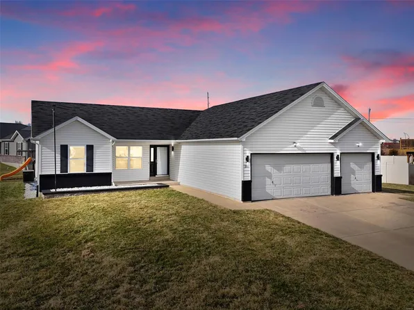 203 Lake Tucci Cir, Wright City, MO 63390