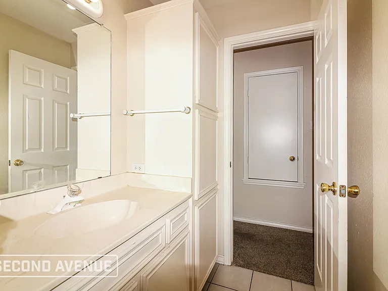 5105 Lethaby Dr — Photo 22