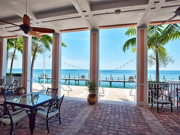 5th image of 4927 Cobia Dr SE