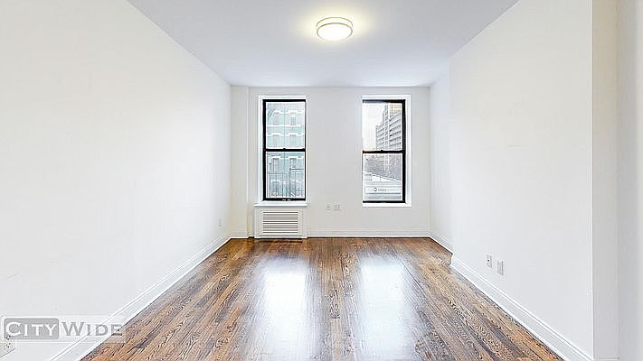 1st image of 1570 3rd Ave APT 3A