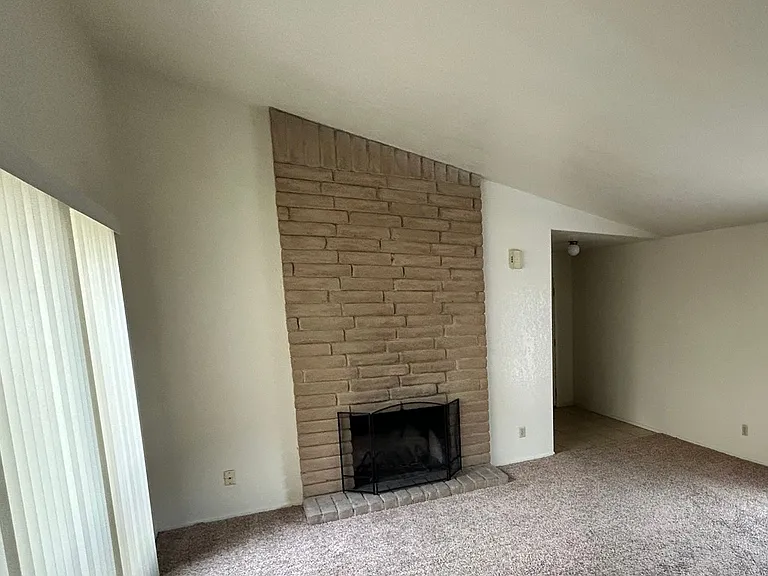 5111-5339 Basilica Dr — Photo 19