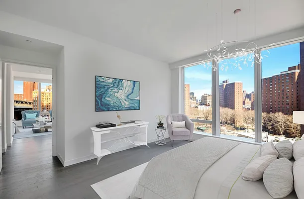 Rented by Compass | media 24