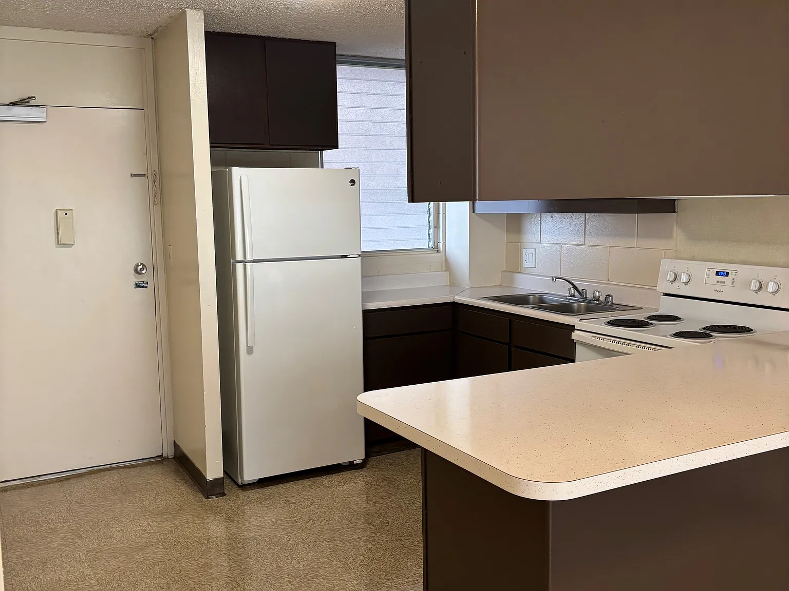Westlake Apartments — Photo 1