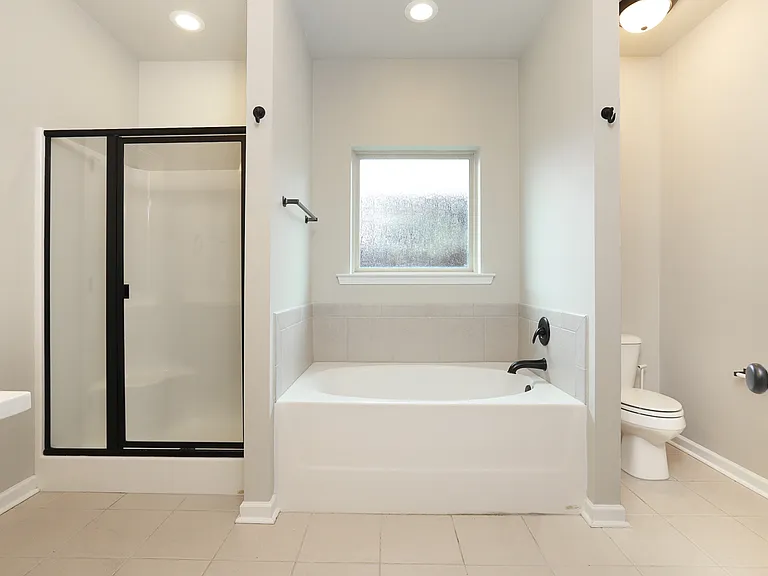42451 Baystone Ave — Photo 11