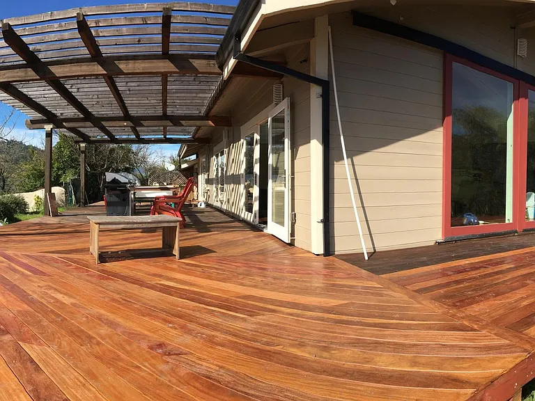 800 Sanel Dr — Photo 11