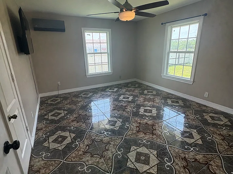 3315 Gollihar Rd — Photo 23