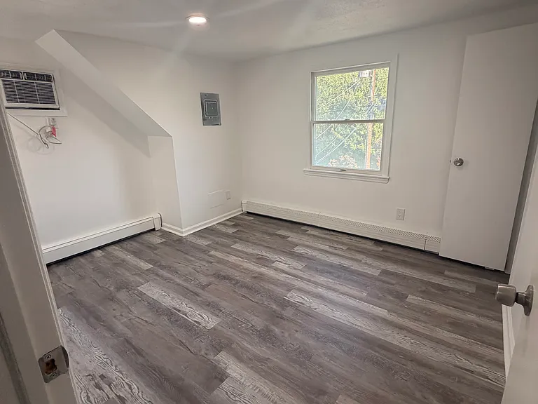 123 Summit Ave #2 — Photo 8