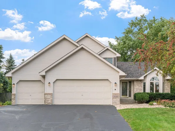 9323 Kirkwood Ln N, Maple Grove, MN 55369