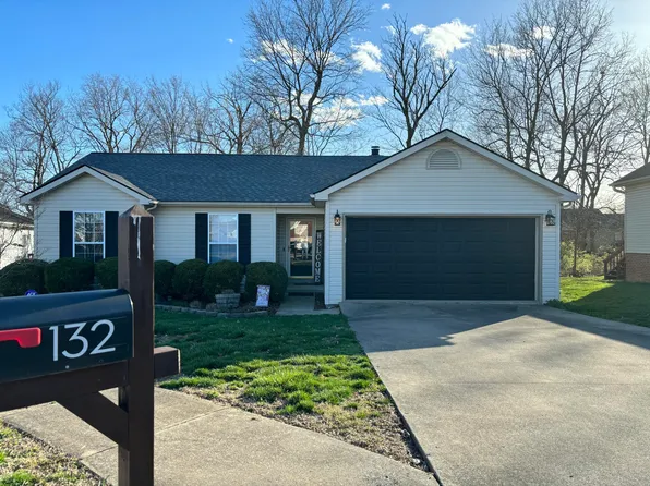 132 Yorkshire Dr, Lawrenceburg, KY 40342