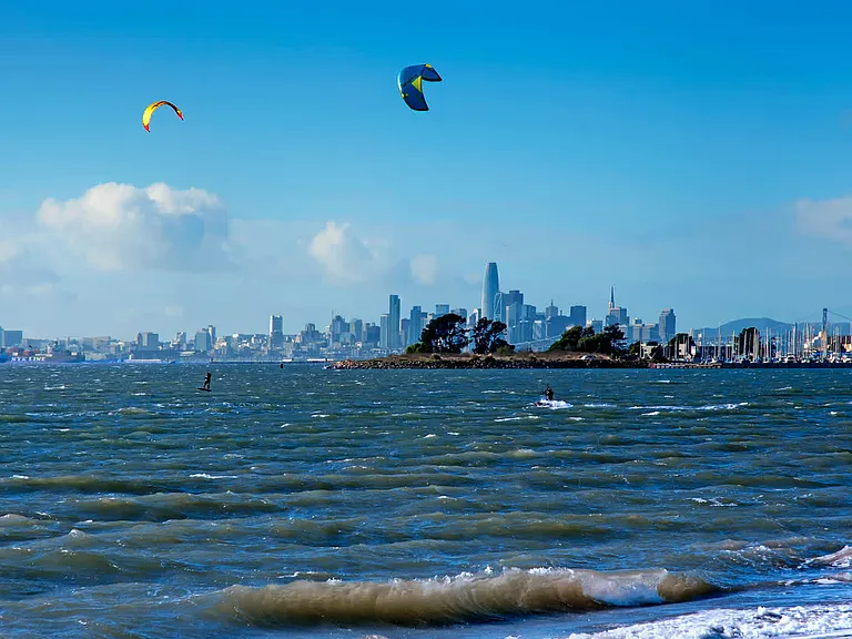 Close proximity to the Bay and a short walk from the Sea Plane Shift Alameda Ferry Terminal.