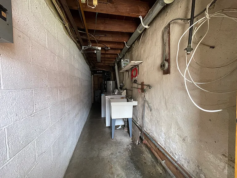 3006 Tyson Ave #1 — Photo 9