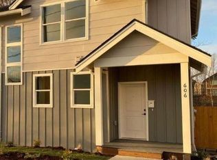 614 Telegraph Rd, Bellingham, WA 98226