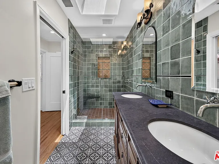 1221 Edris Dr — Photo 26