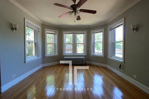 1st image of 1415 W Hutchinson St APT 003