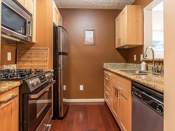 4th image of 4096 Blendon Point Dr #63D
