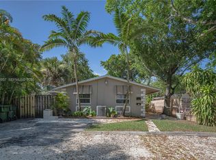 208 SW 11th St, Fort Lauderdale, FL 33315