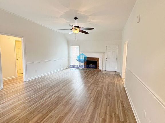 4th image of 8711 Oak Trail Ln
