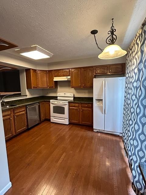 1st image of 8562 Black Star Cir