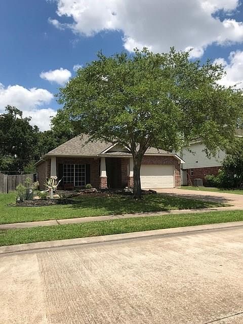 1st image of 12406 Ravens Chase Ln