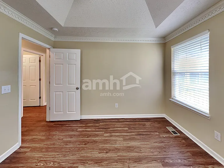 1617 E Blairmont Dr — Photo 11