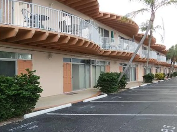 18399 Gulf Blvd APT 373, Indian Shores, FL 33785