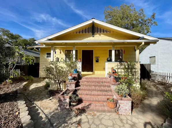 4941 10th Ave, Sacramento, CA 95820
