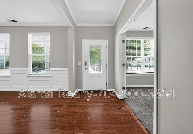 11528 Lottingly Dr — Photo 10