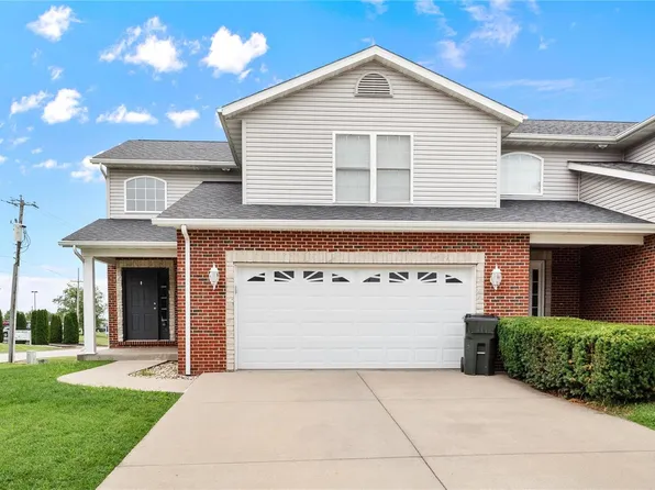 100 Osterhage Dr APT A, Waterloo, IL 62298