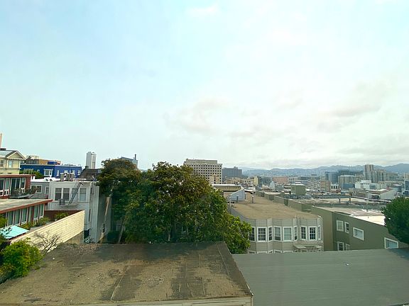 3rd image of 1441 Clay St #7