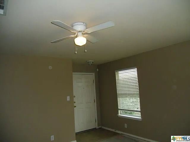 2 bed, 940 sqft, $1,450 — Photo 4